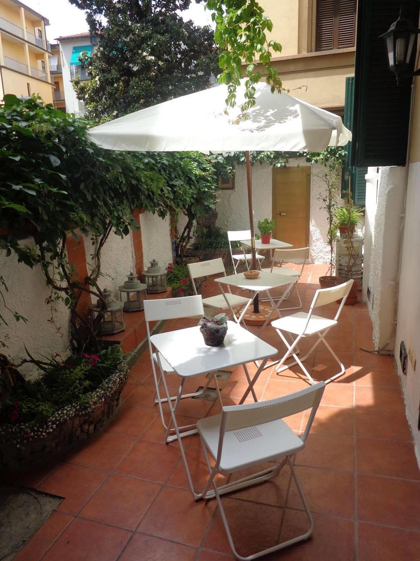 Piccarda Bed And Breakfast Florenţa Exterior foto